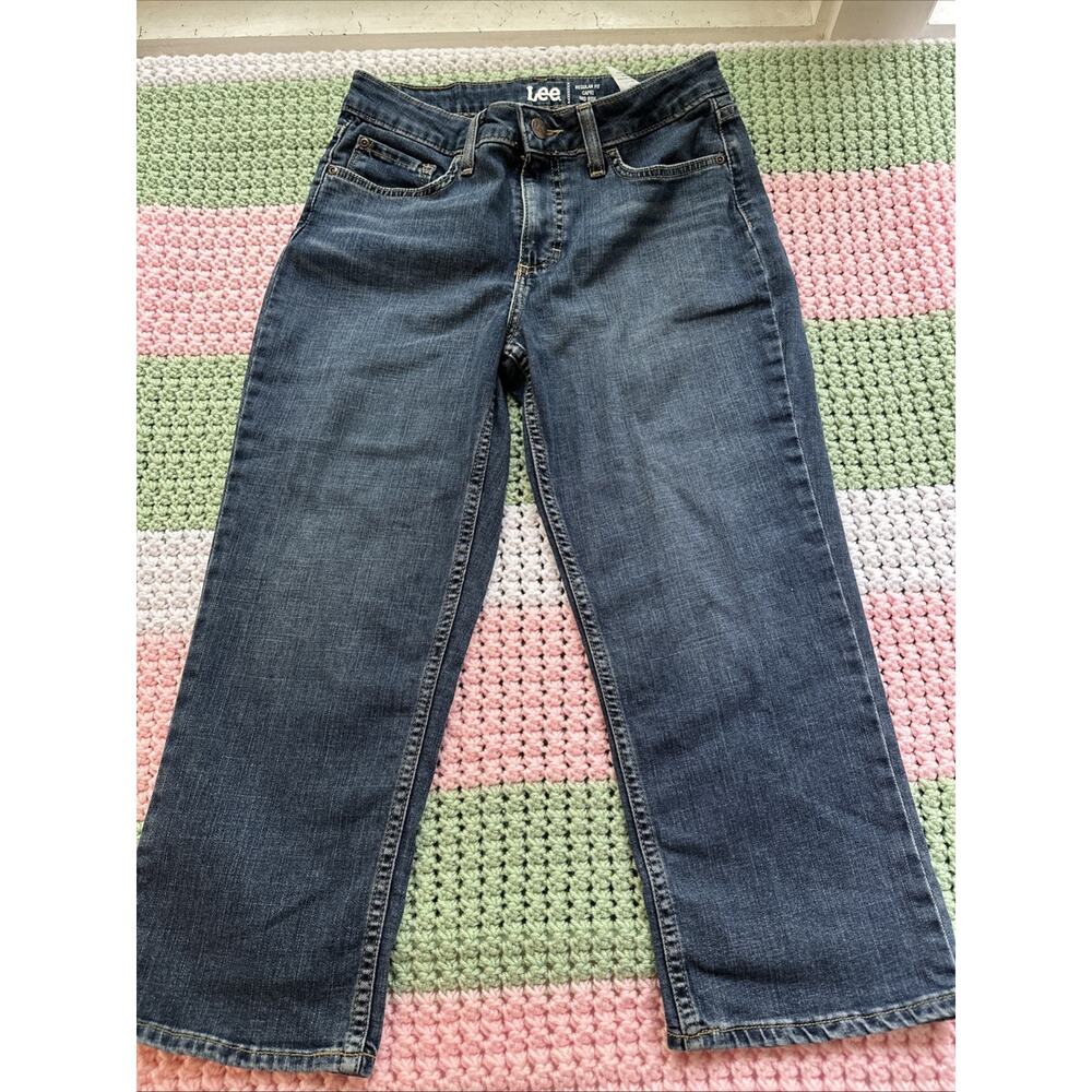 Lee Women's Blue Jeans Regular Fit Capri Mid Rise 8M Dark Wash